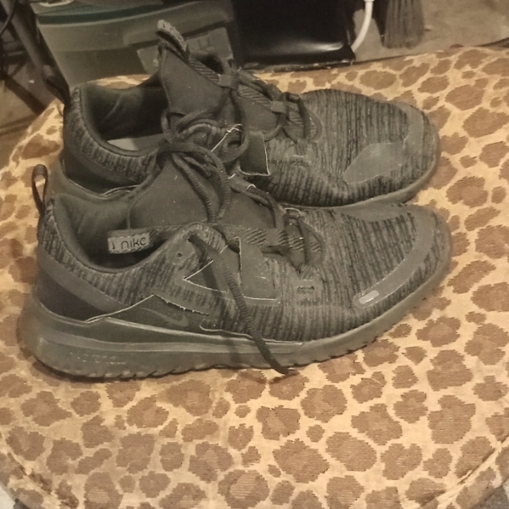 Nike shoes